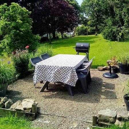 Gite L'Insiniere Saint-Martin-de-Chaulieu ภายนอก รูปภาพ