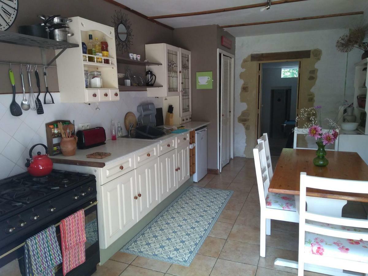 Gite L'Insiniere Saint-Martin-de-Chaulieu ภายนอก รูปภาพ