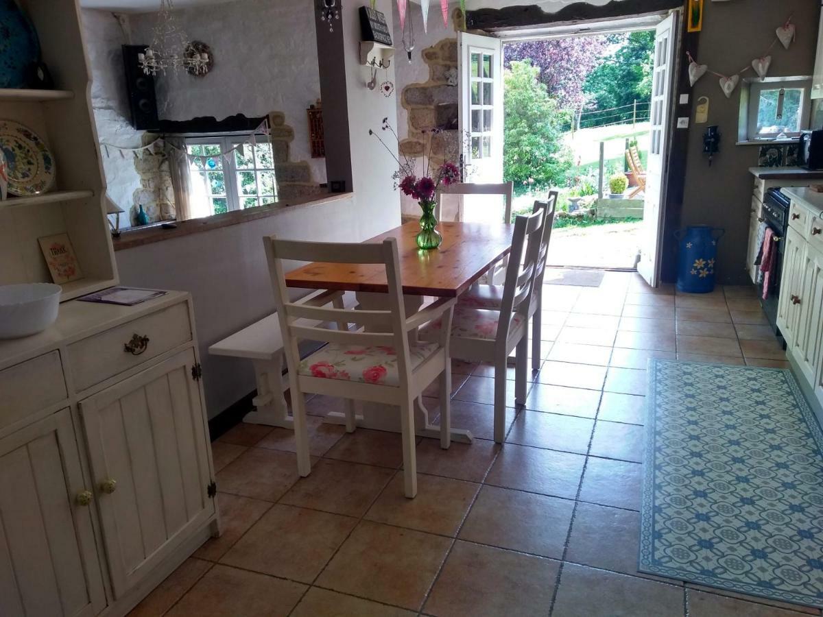 Gite L'Insiniere Saint-Martin-de-Chaulieu ภายนอก รูปภาพ